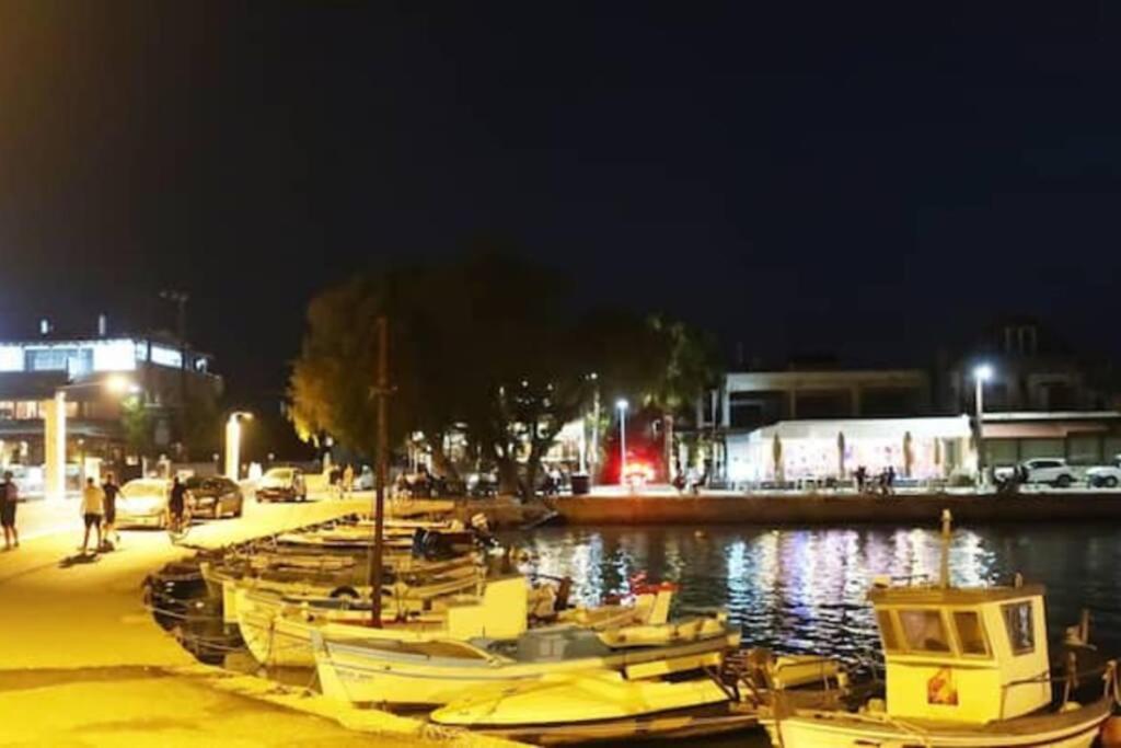Πολυτελές Διαμέρισμα 2 Χαλκίδα-Παραλία Αυλίδος Paralia Avlidhos Екстериор снимка